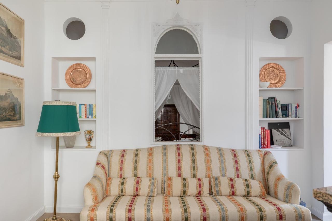 Apartment Iflat Modern In The Monti Area Rom